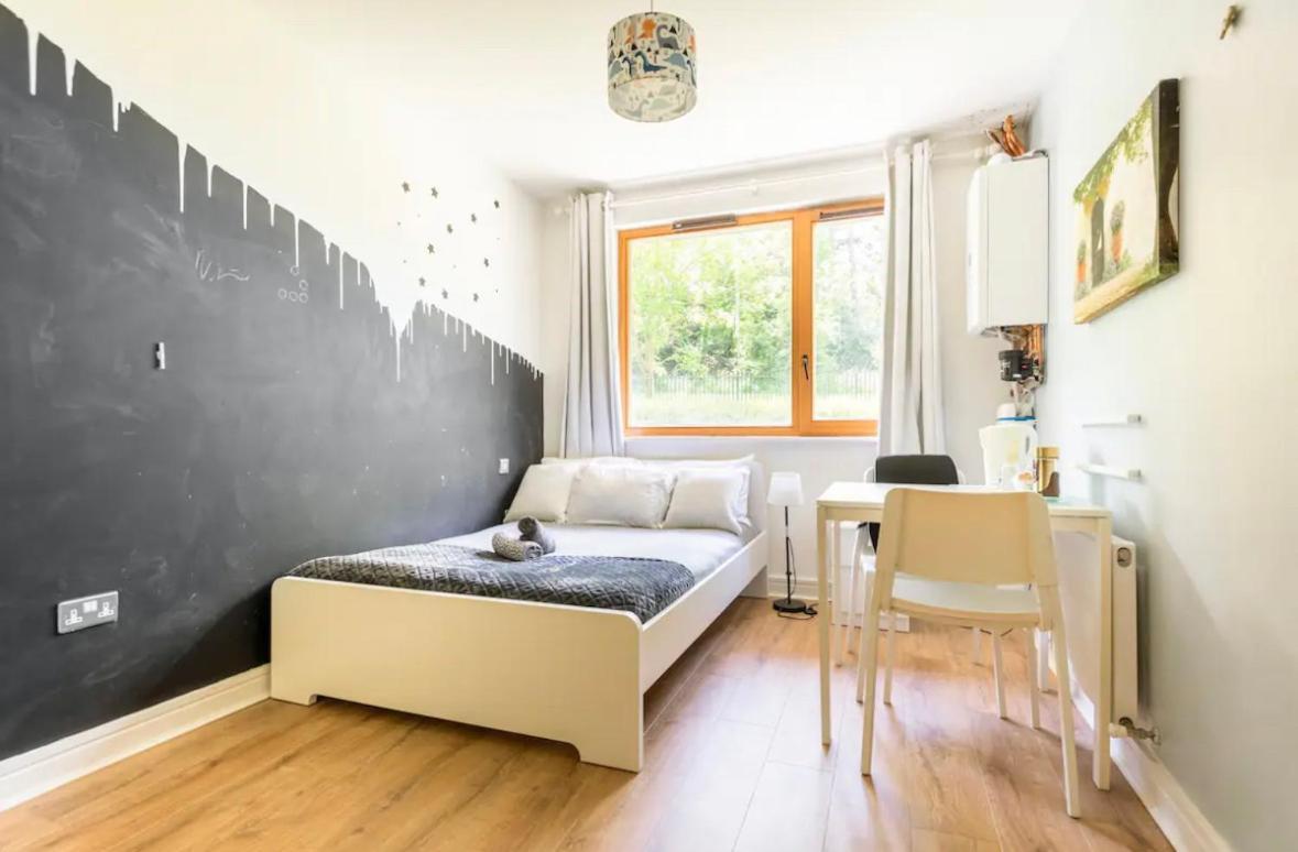 Spacious Room With Relaxing View 都柏林 外观 照片