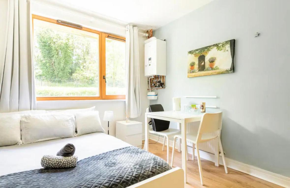 Spacious Room With Relaxing View 都柏林 外观 照片